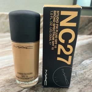 BNIB MAC Studio Fix Fluid NC27 1.0fl oz